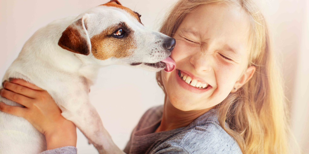 Perché i cani ci leccano?