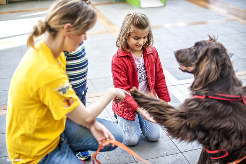 Pet therapy con i bambini: sempre più utilizzata ed efficace